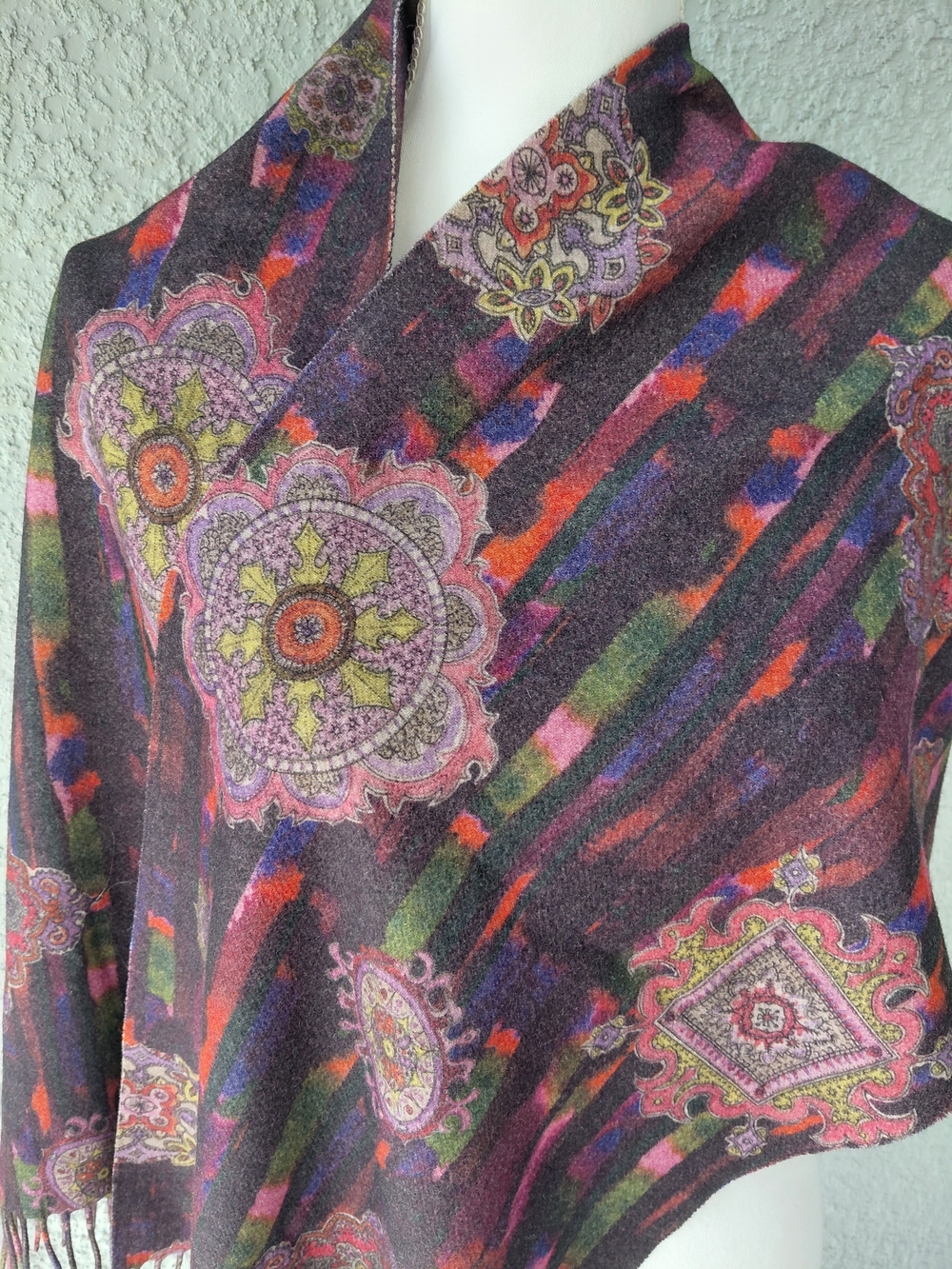 Blossom Garden Italy Wool Cashmere Scarf Wrap Shawl Paisley Medallion Fringe - Picture 2 of 10